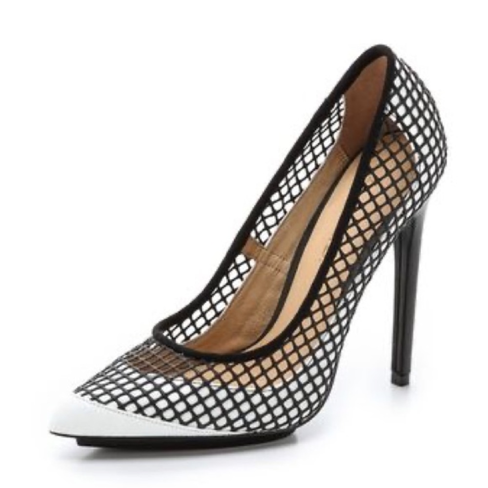 L.A.M.B. Sandy Mesh Pumps, size 8